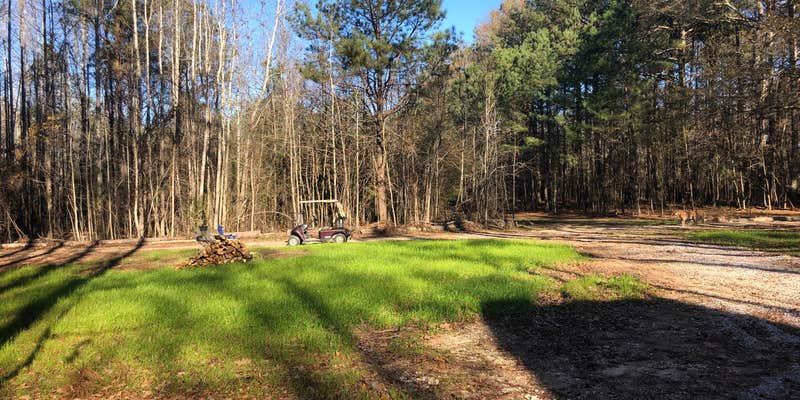 Camper submitted image from Lizardsniffer RV Park