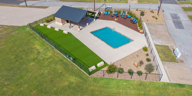 Camper submitted image from Touchdown RV Park
