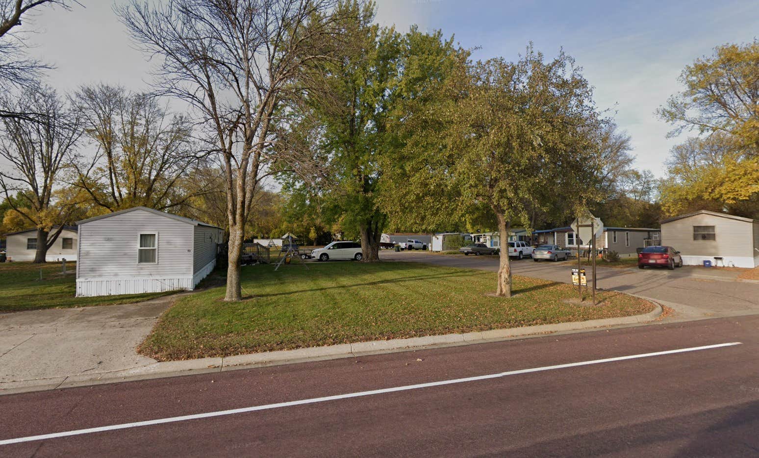 Camping near Vicksburg Co Park: Normandale MHC, Redwood Falls, Minnesota