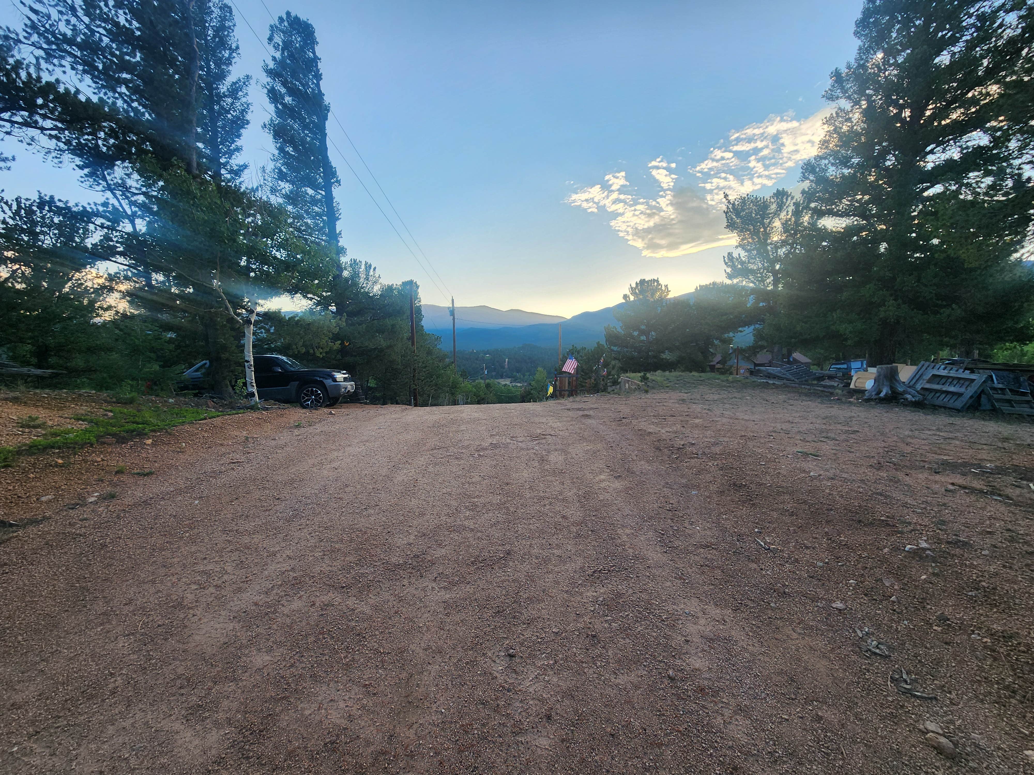 Camping near South Platte Ranger District - Recreation: Solo y Luna Retreat, Shawnee, Colorado