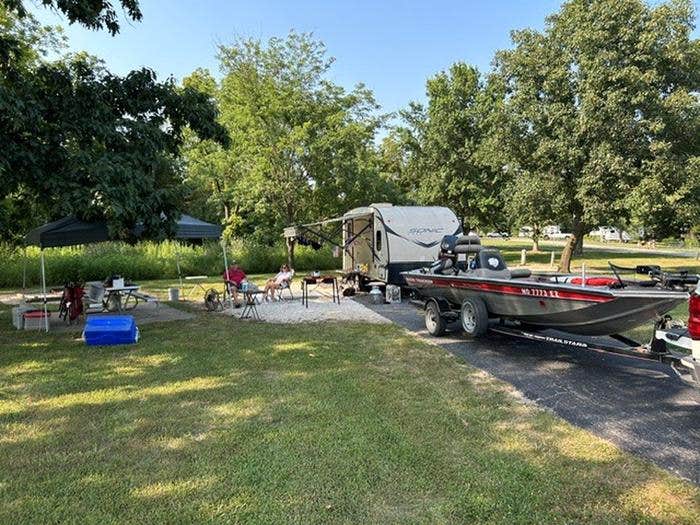 Camping near Coyote Campground — Mark Twain State Park: Ray Behrens, Perry, Missouri