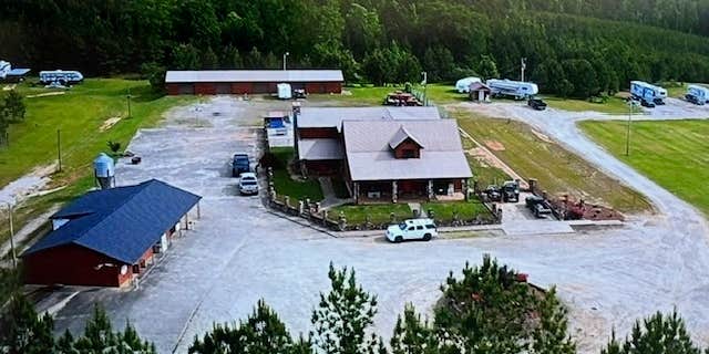 Camper submitted image from BLACKWELL'S RV PARK