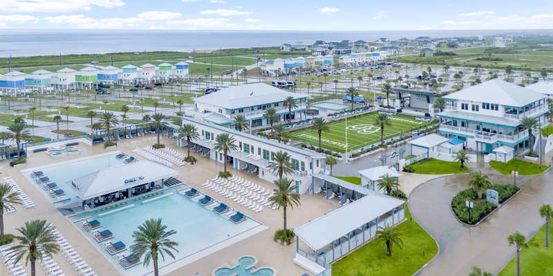 Camper submitted image from Camp Margaritaville Resort Crystal Beach