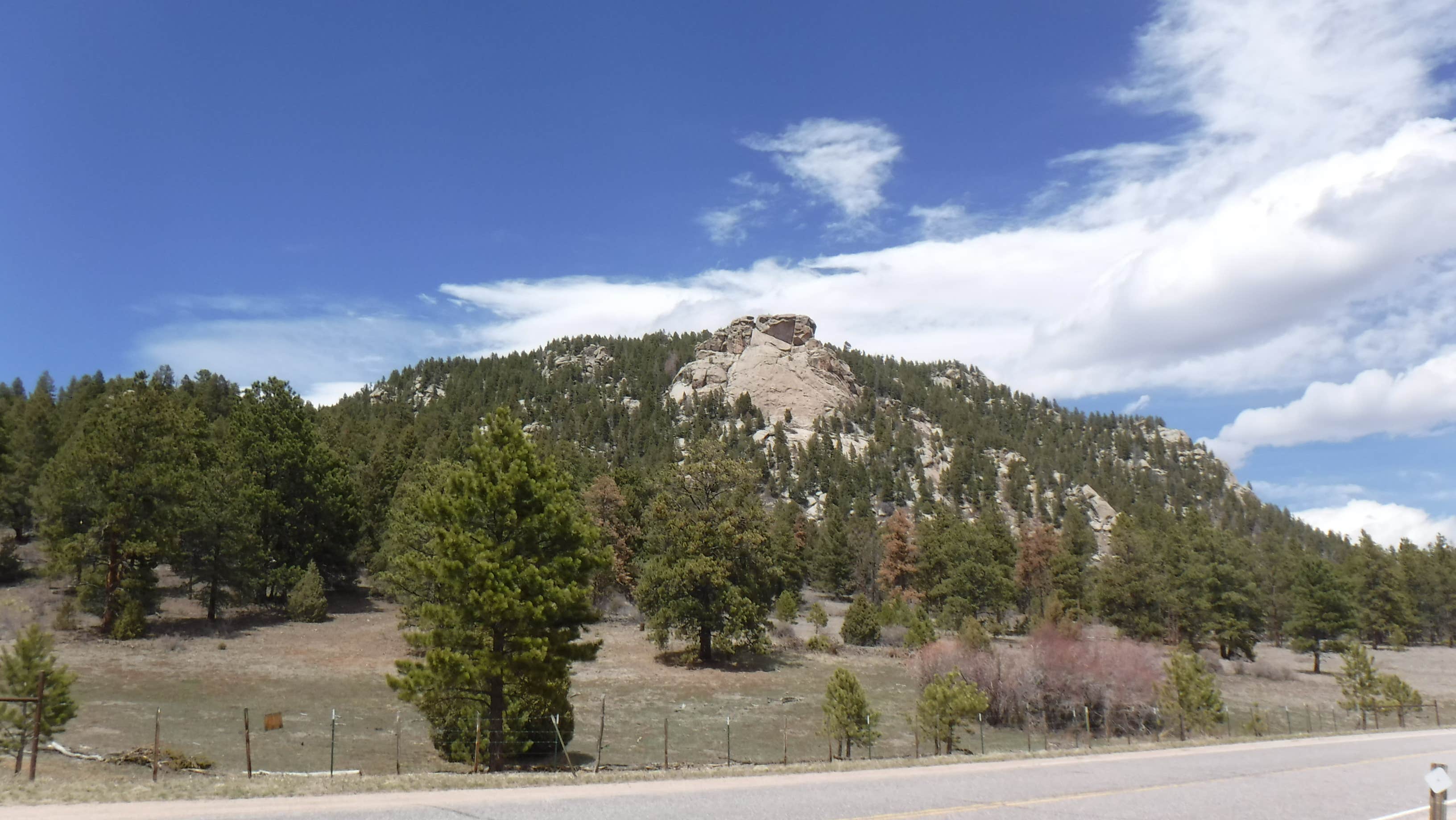 Camping near Ouzel: Little Scraggy Camp, Deckers, Colorado