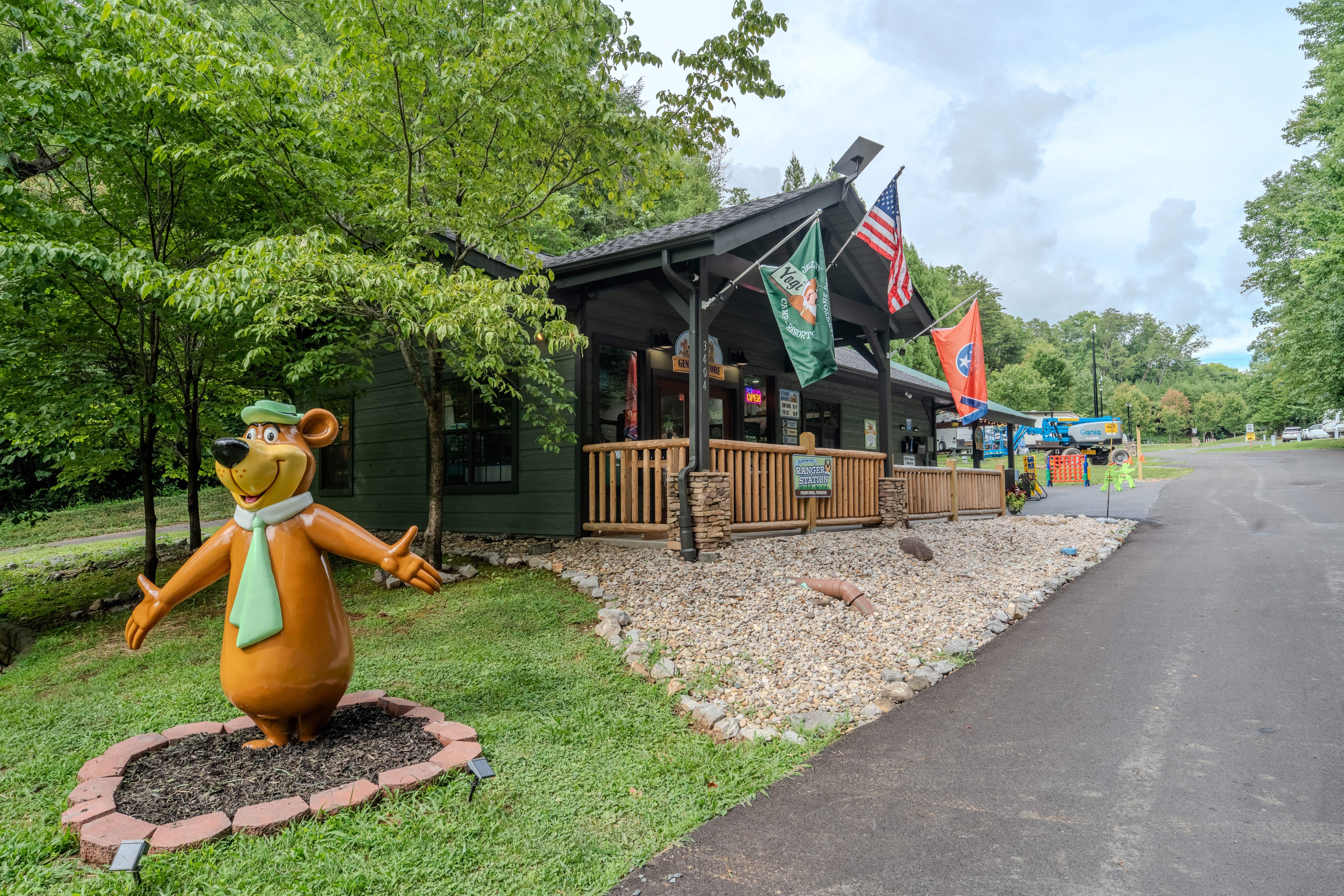 Camping near Camp LeConte Luxury Outdoor Resort: Jellystone Park™ Pigeon Forge, Pigeon Forge, Tennessee