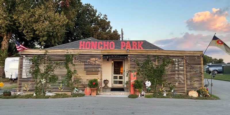 Camper submitted image from Honcho RV Park