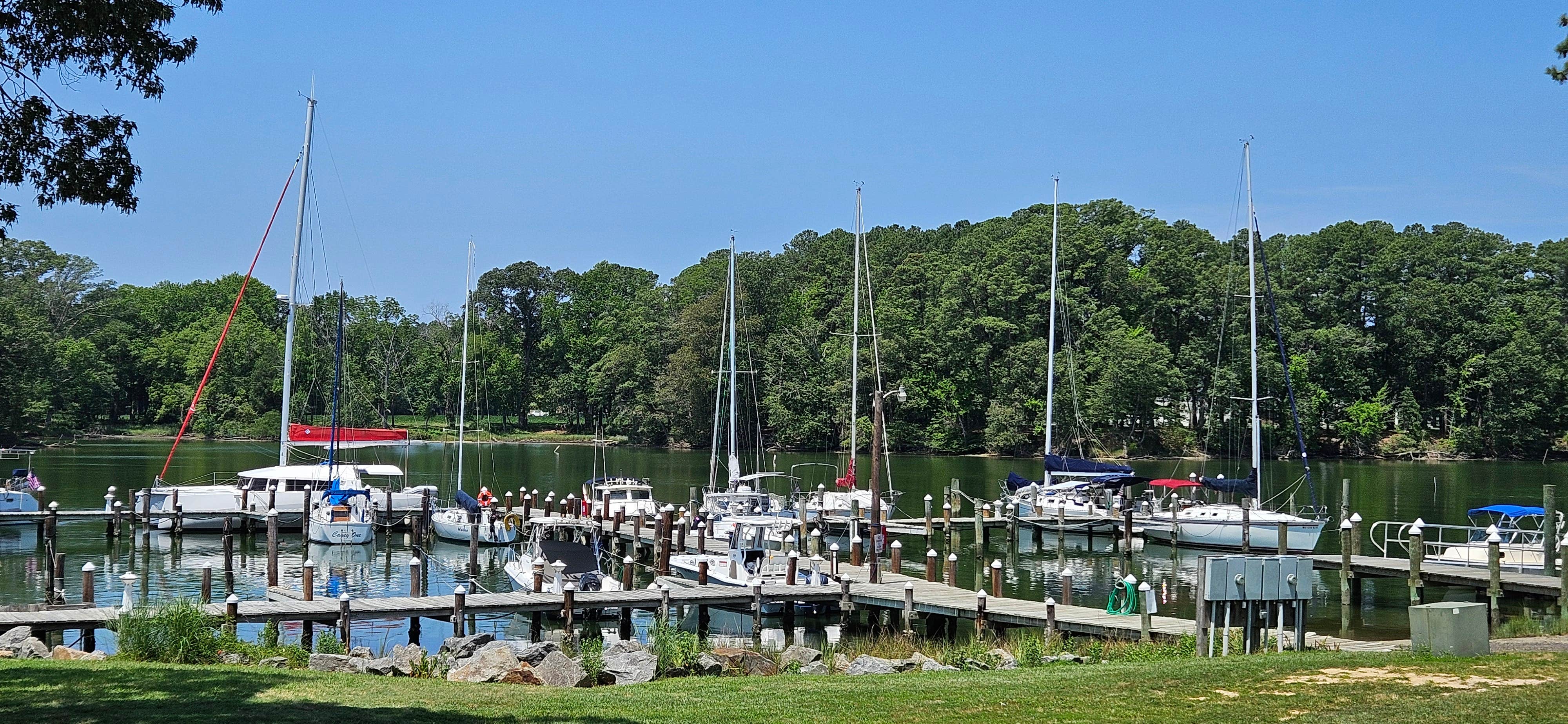 Camping near Calvert Cliffs State Park Youth Group Camping: Dennis Point Marina & Campground, Callaway, Maryland