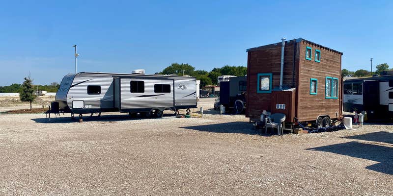 Camper submitted image from Aledo RV Community