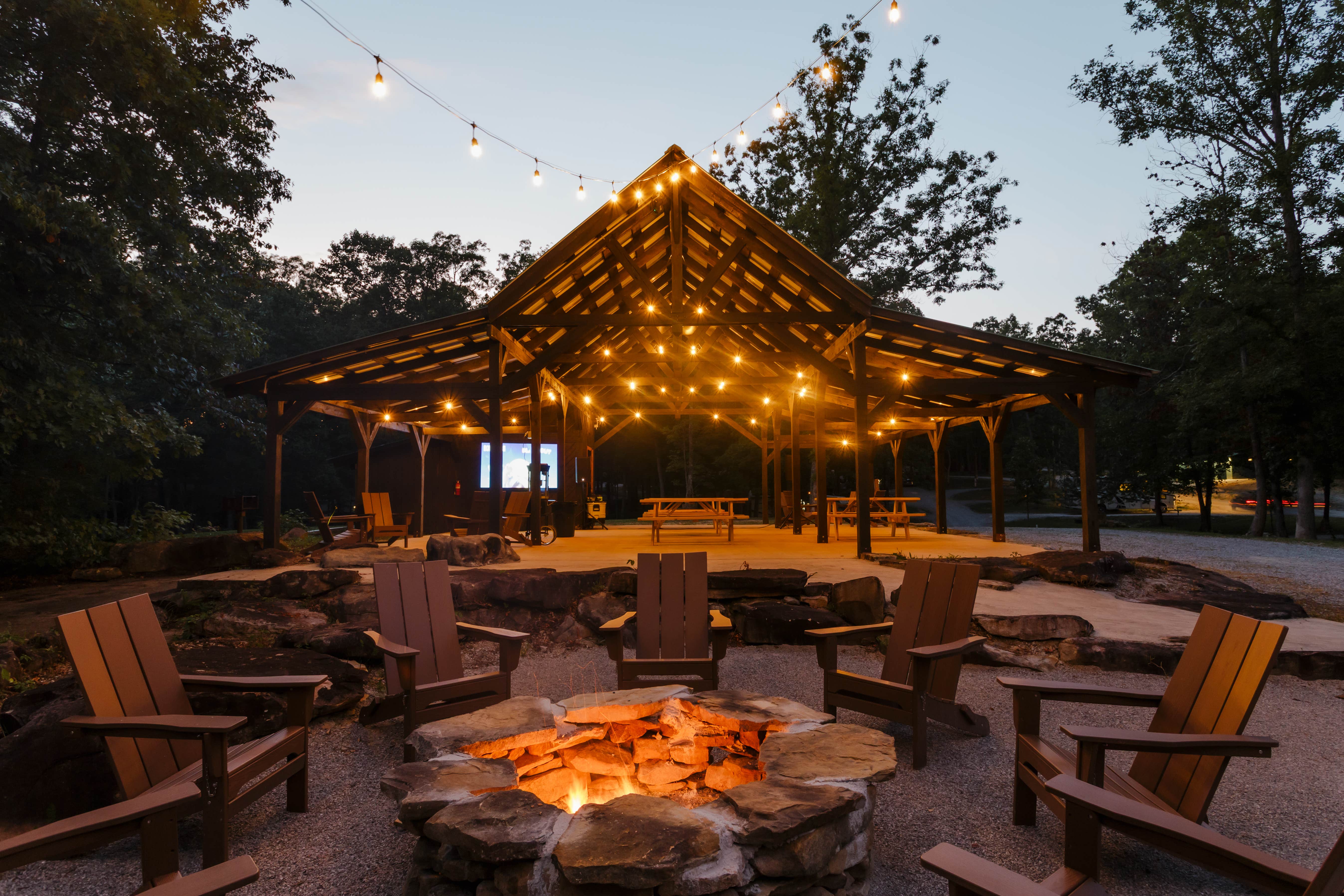 Camping near Horseshoe Bend Marina: Stillwaters Creek Campground & Cabins, Spencer, Tennessee