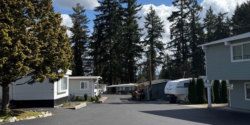 Camper submitted image from Northwest Mobile Estates