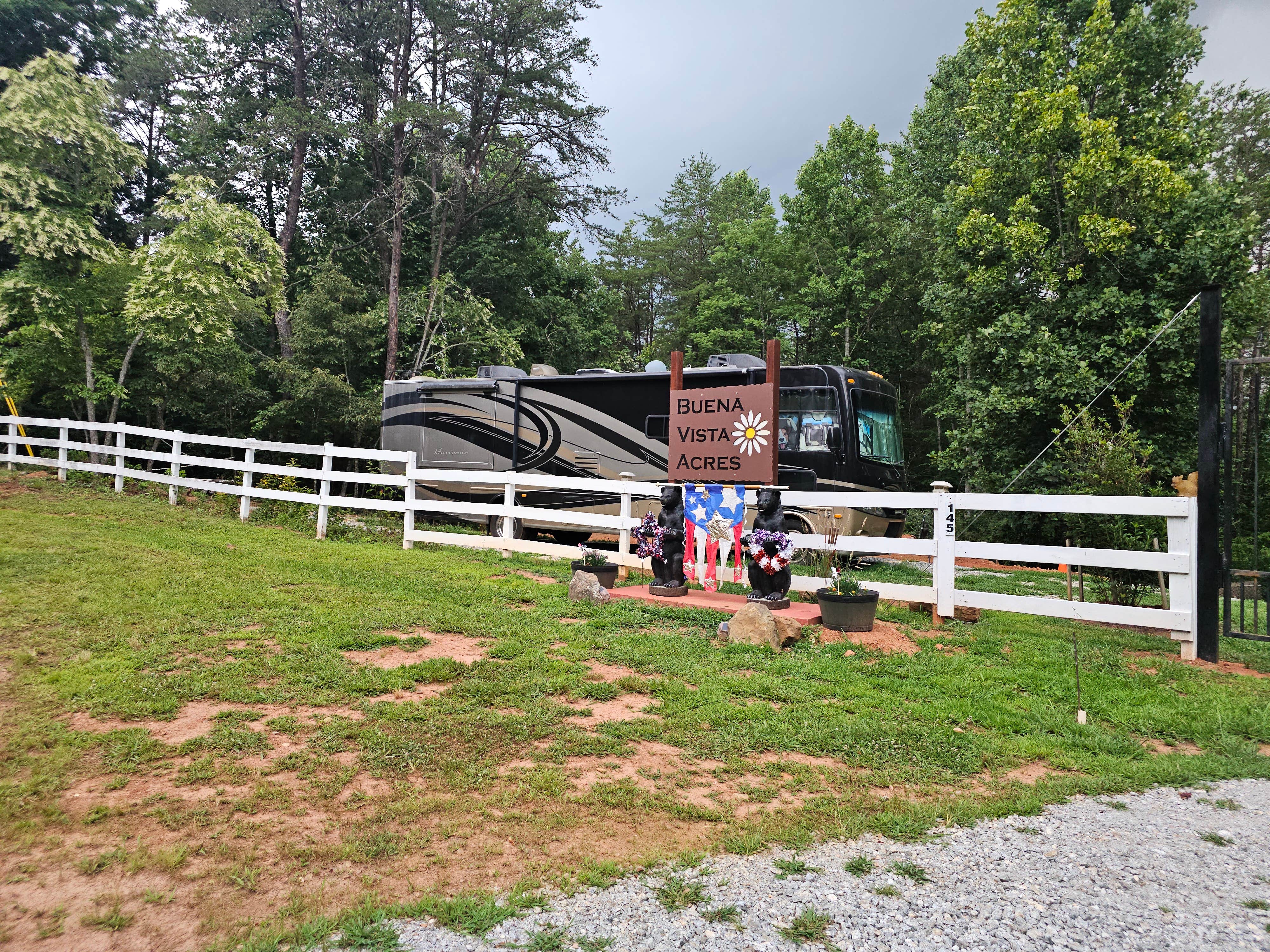 Camping near Mi Mountain Campground: Buena Vista Acres, Franklin, North Carolina
