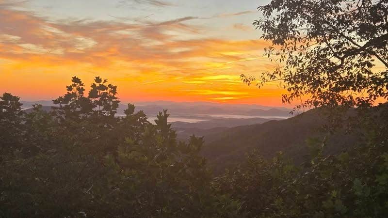 Camping near The Apache Vintage Pop-up at Camping on Cloud 9: Tolley mountain, Montreat, North Carolina