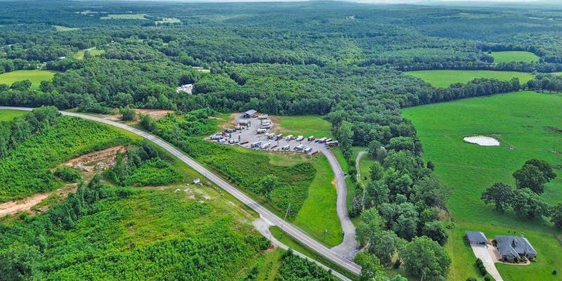 Camper submitted image from Sleepy Bear RV Park
