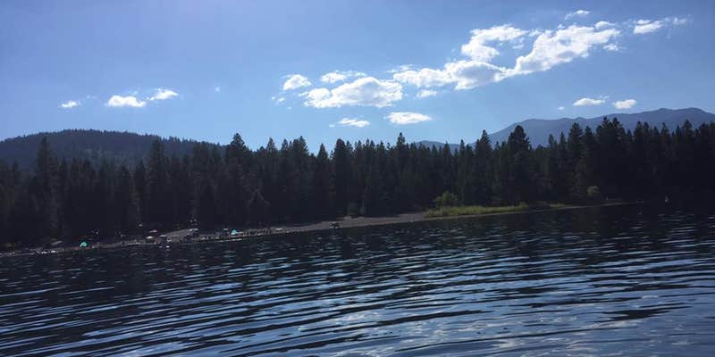 Camper submitted image from Siskiyou Beach and Camp