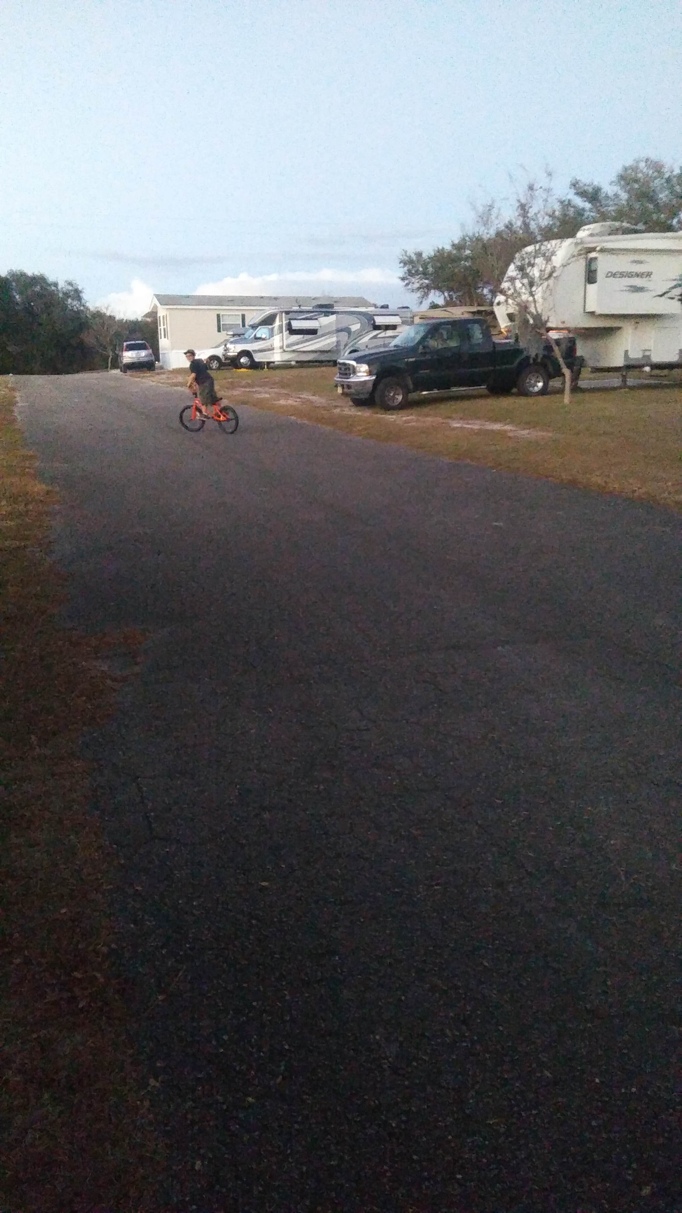 Camper submitted image from Encore Clerbrook - 3