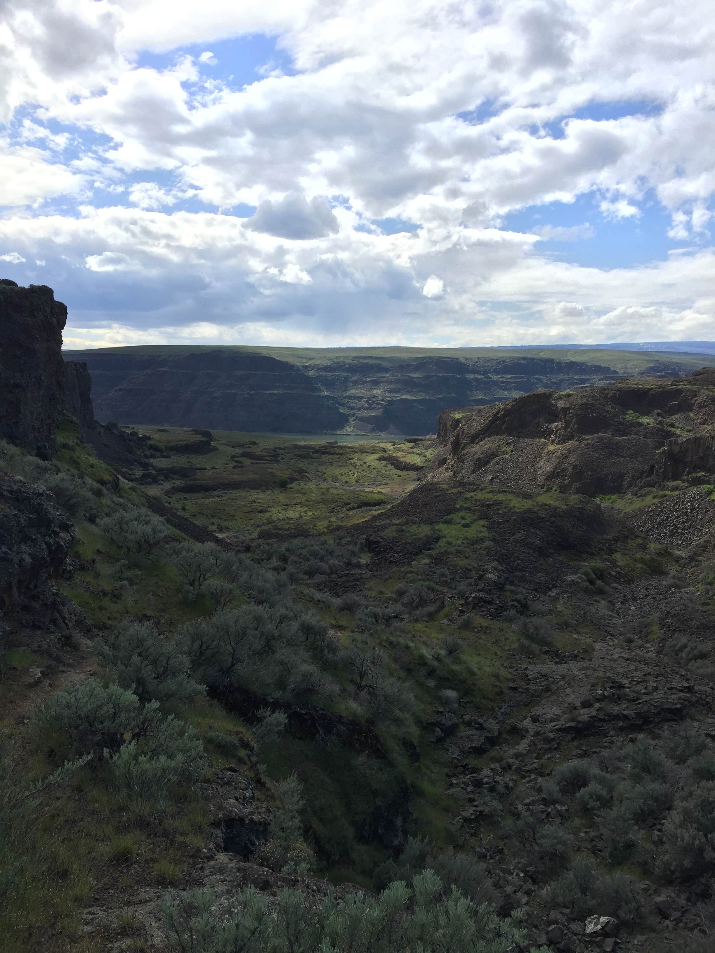 Ancient & Dusty Lake Trailhead Camping Quincy, WA