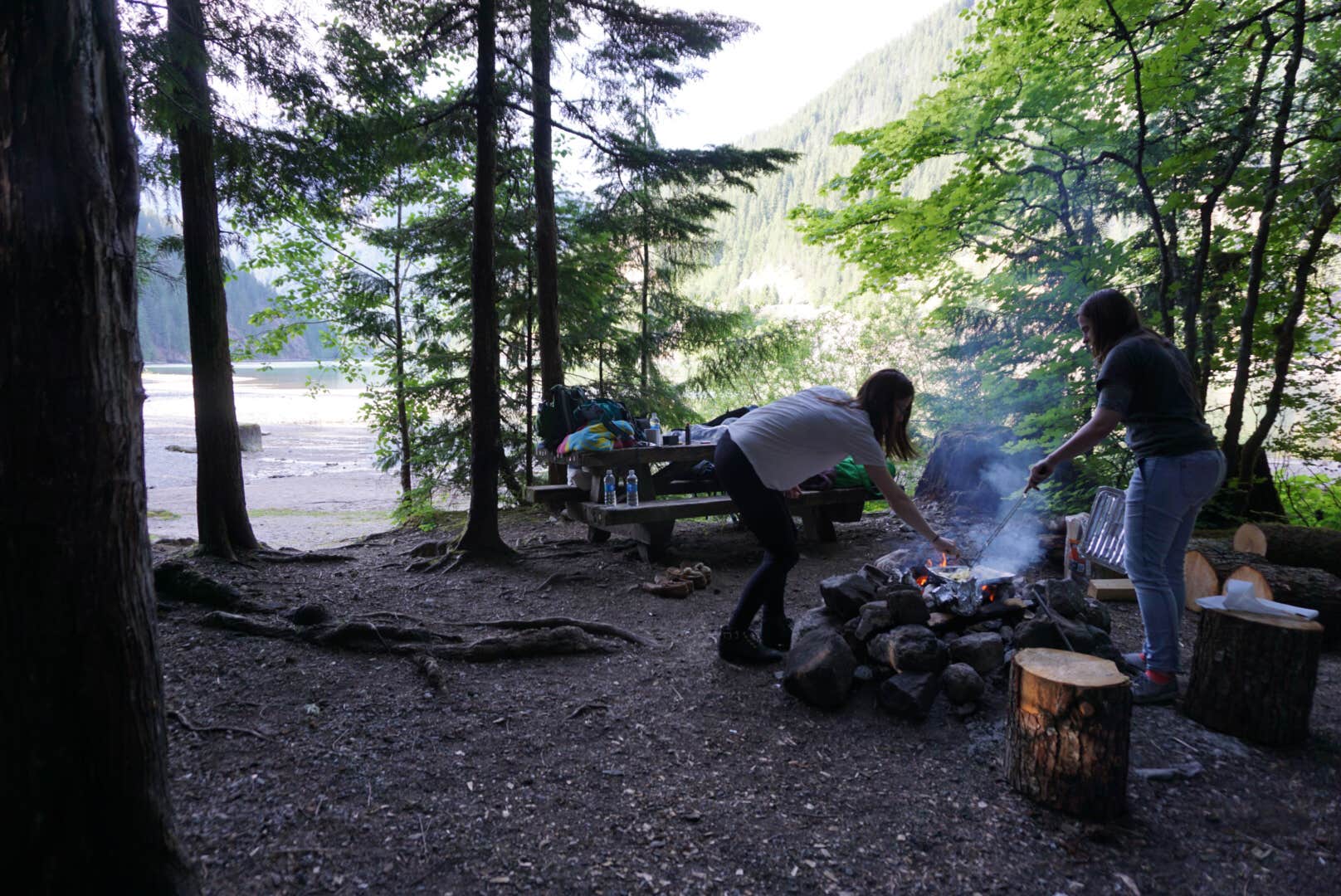 Fire pit, picnic table