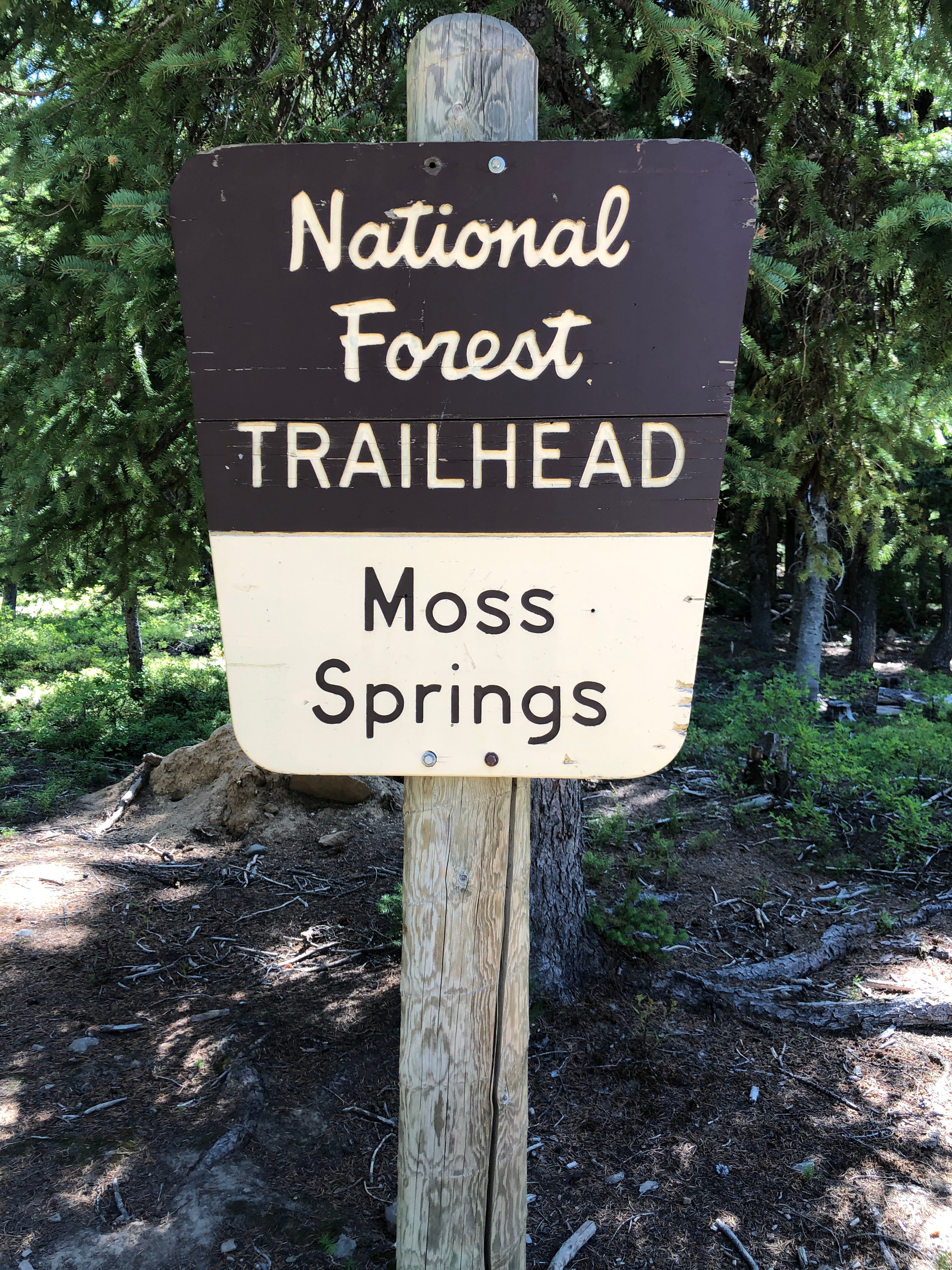 The trailhead to the horse trail, Red's Ranch, and Minam Lodge