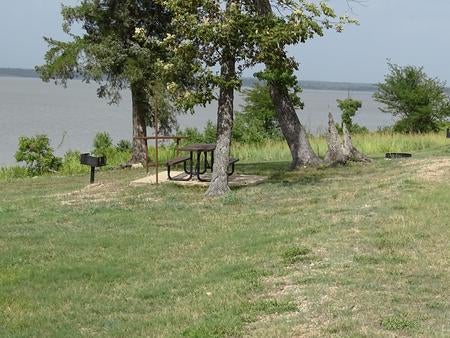 Camper submitted image from COE Hugo Lake Kiamichi Park - 5