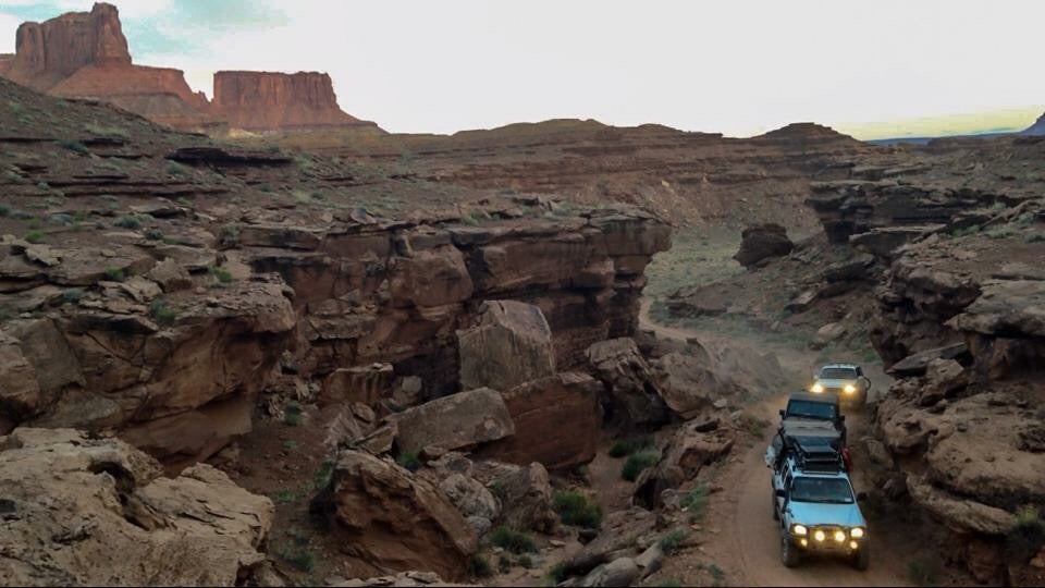 These canyons.. gotta beat the sunset