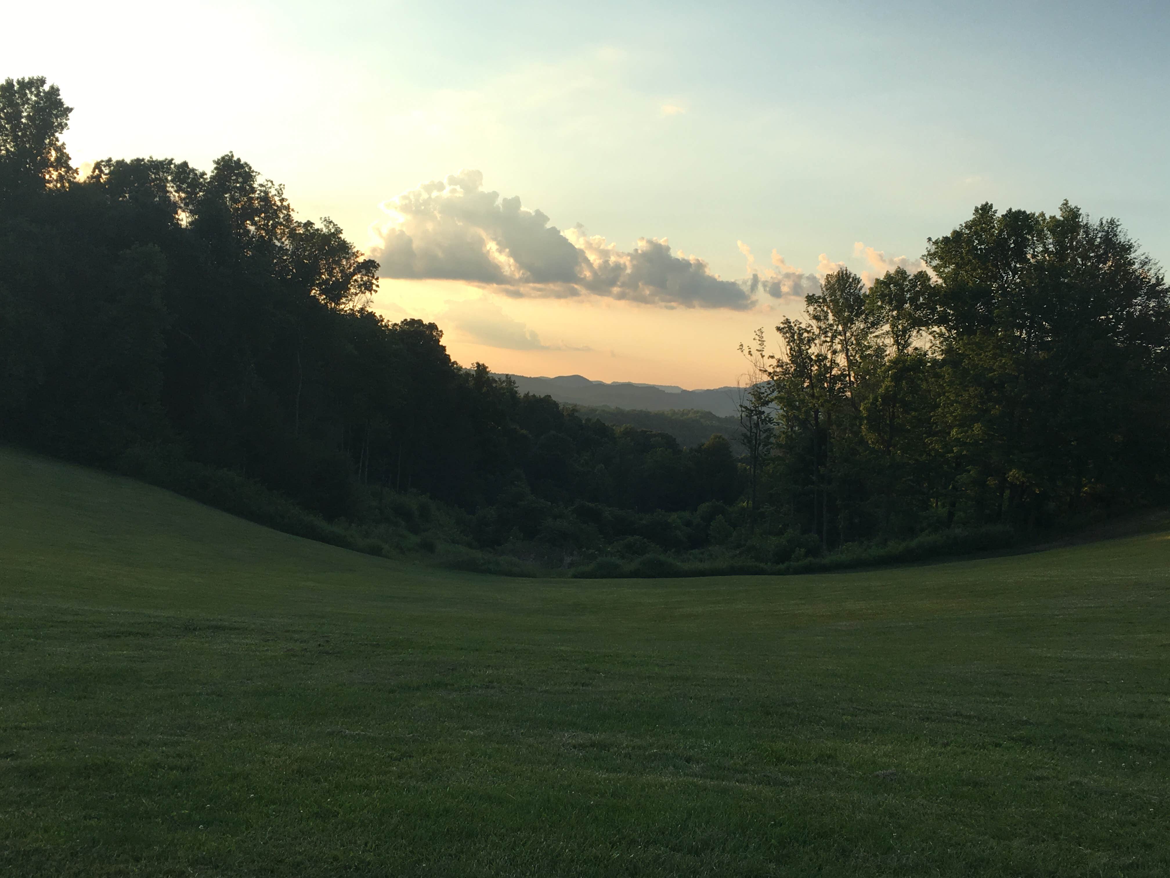 Summersville Lake Retreat & Lighthouse Camping Mt Nebo, WV