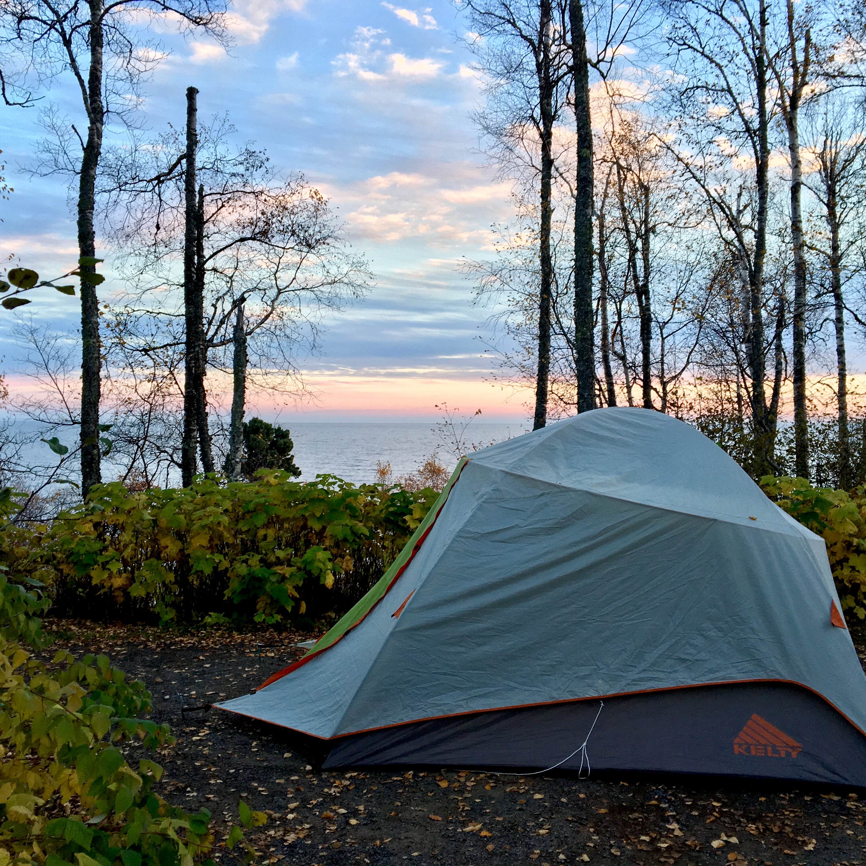 Escape to Wilderness: Minnesota's Temperance River Campground - Your Gateway to Adventure