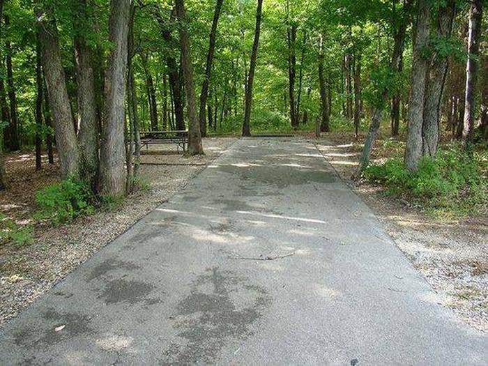 Escape to Missouri's Hidden Gem: Ray Behrens Campground at Mark Twain Lake