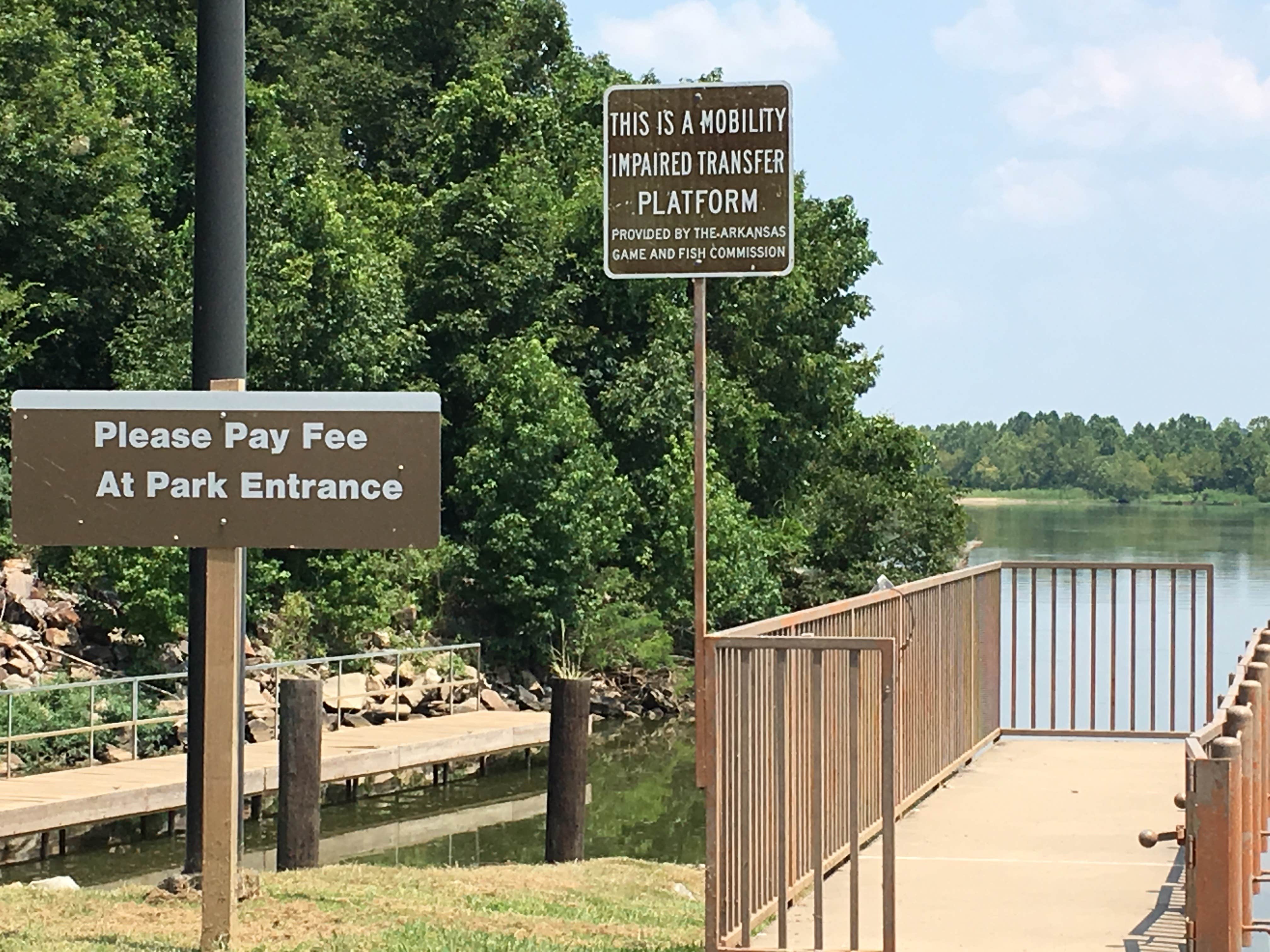 Camper submitted image from Spadra - Lake Dardanelle - 2