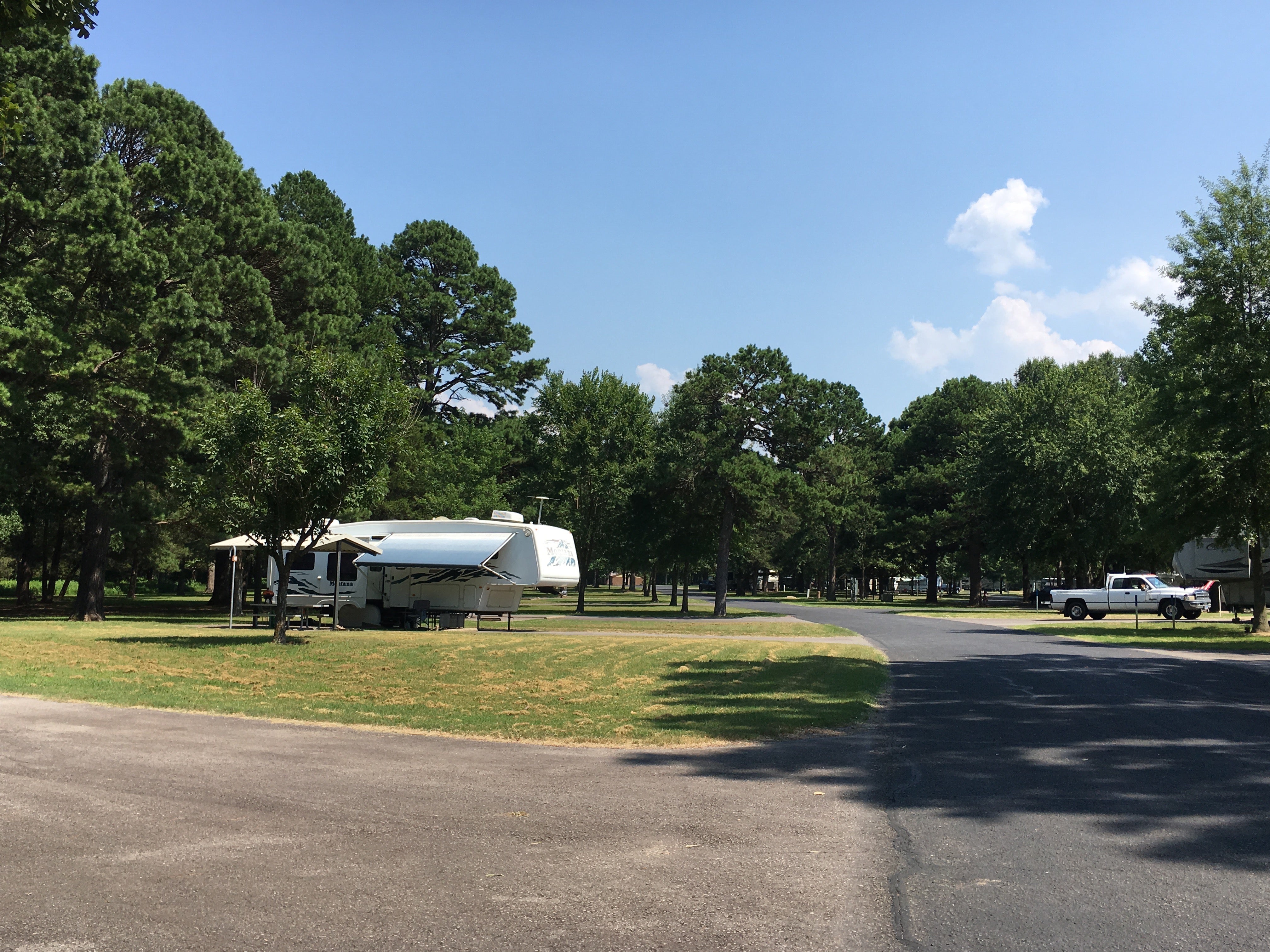 Camper submitted image from COE Dardanelle Lake Old Post Road Campground - 4