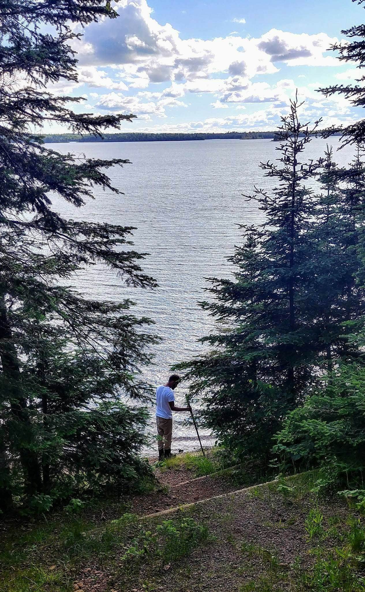 Devil's Track Lake: Where Wilderness Meets Wonder