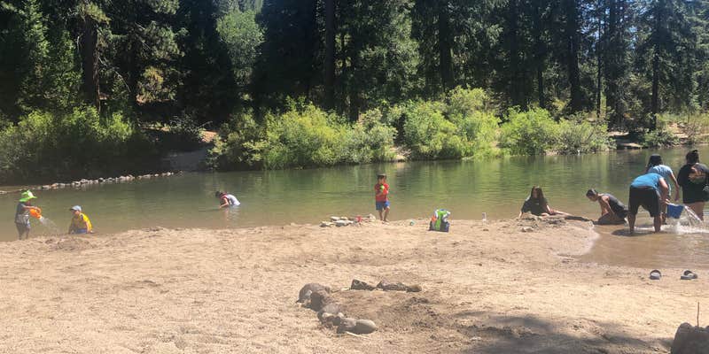 Camper submitted image from China Flat Campground