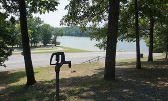 Camping near Prizer Point Marina & Resort: Cravens Bay - LBL Lake Access, Kuttawa, Kentucky