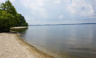 Camping near Stagecoach Station Campground: Twin Lakes Campground, Grand Rivers, Kentucky