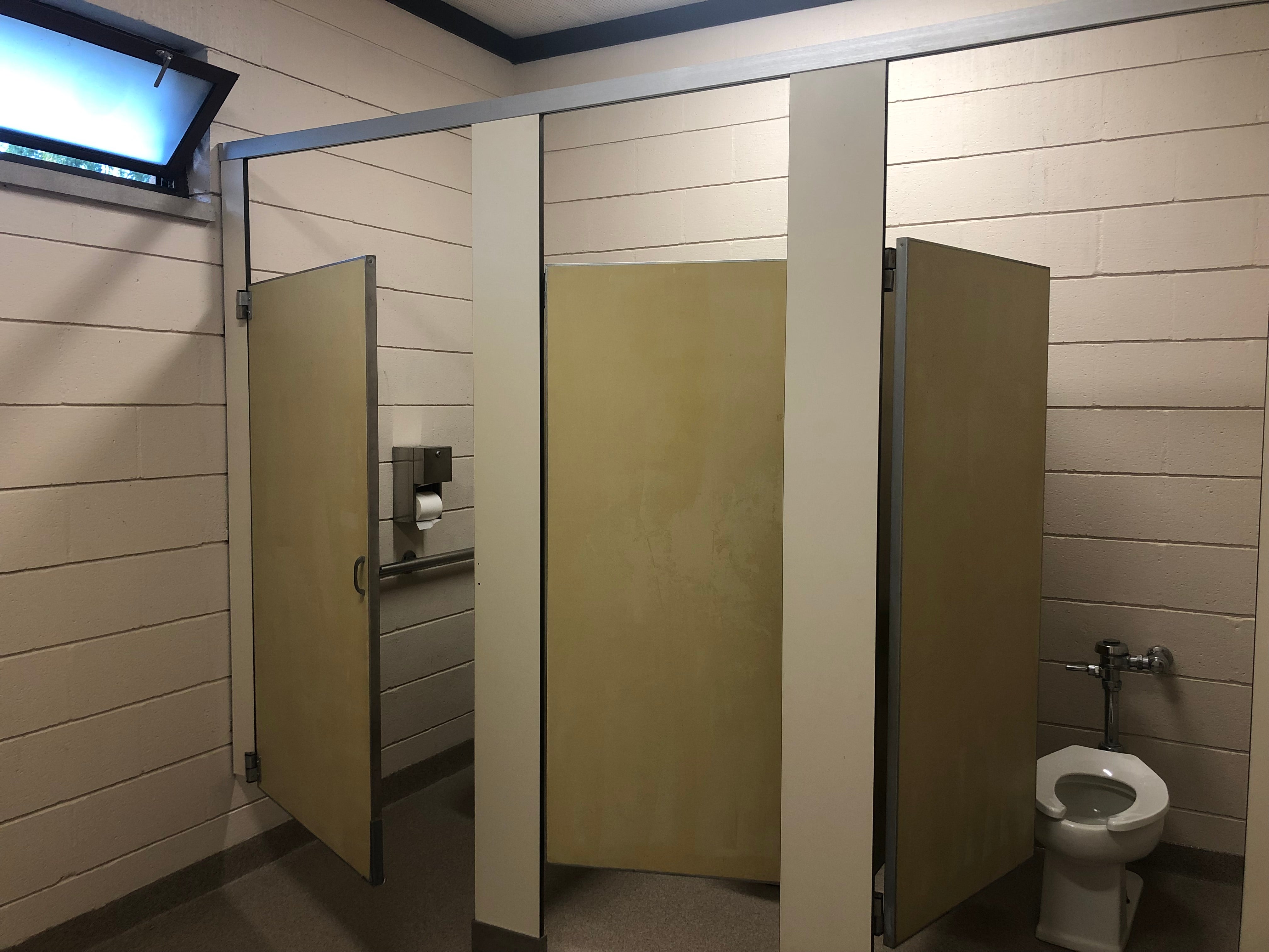 Women's bathroom in the D Loop