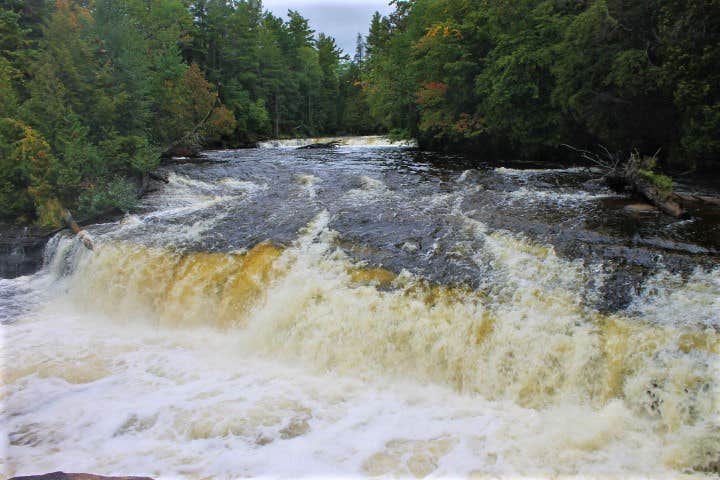 Rivermouth Modern Campground — Tahquamenon Falls State Park