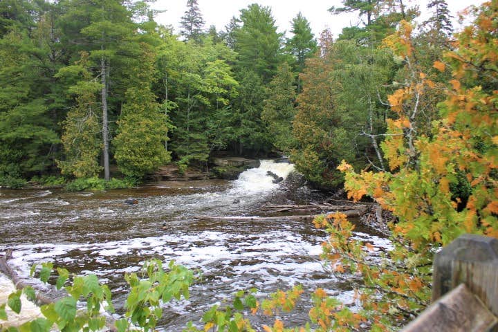 Rivermouth Modern Campground — Tahquamenon Falls State Park