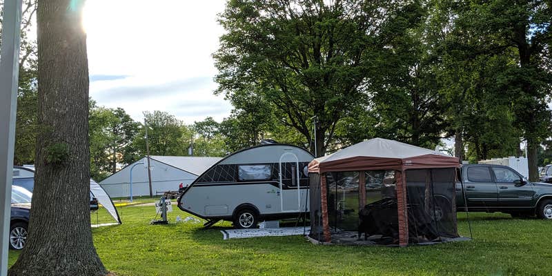 Camper submitted image from Winklepleck Grove Campground