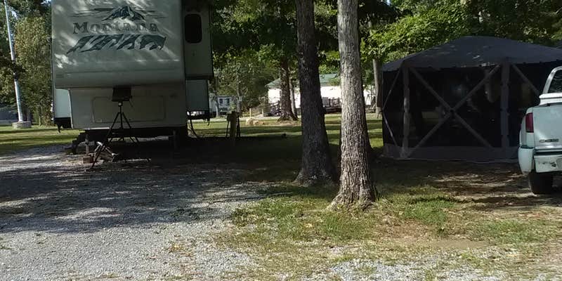 Camper submitted image from Pineview RV & Park