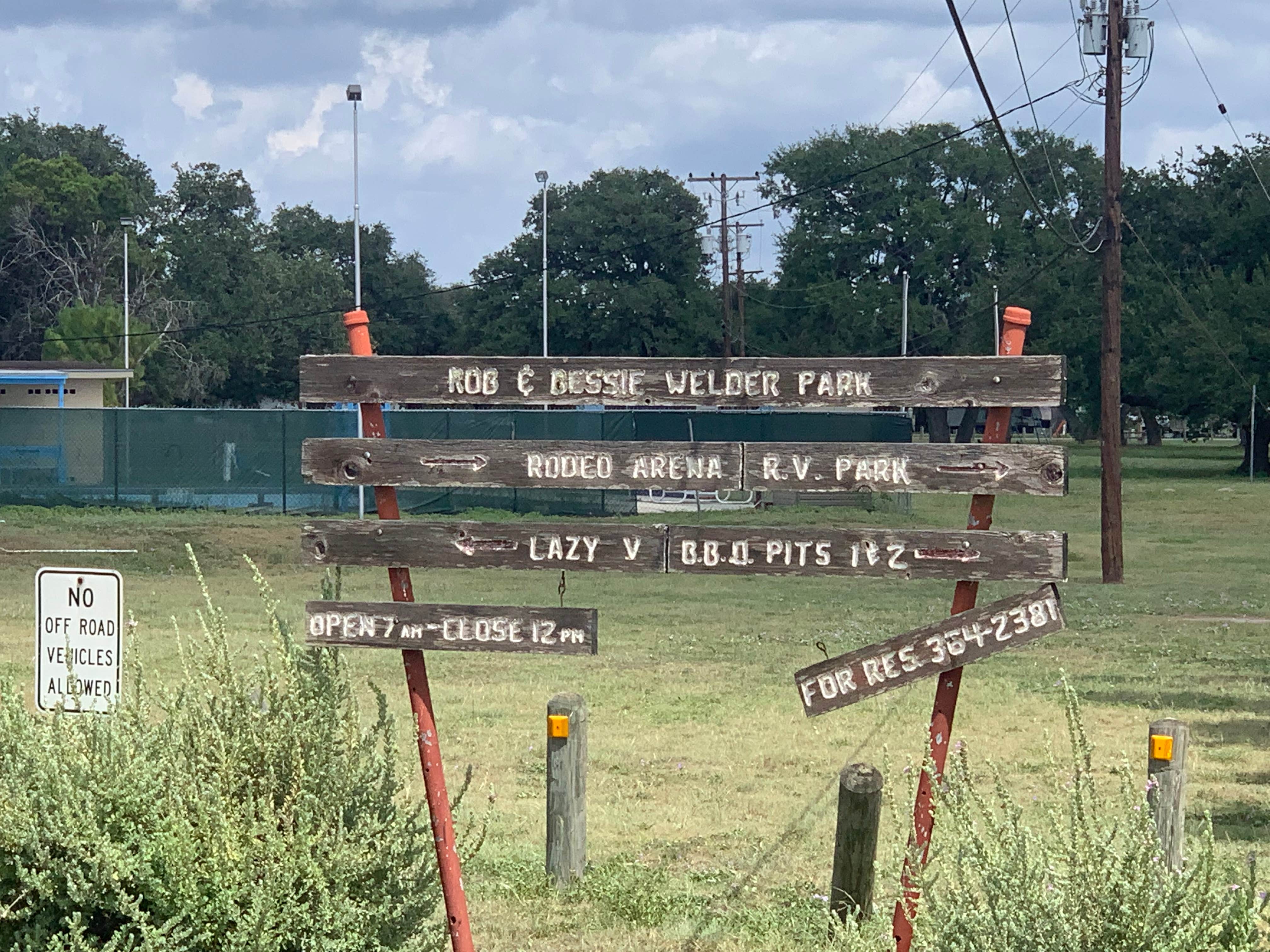 Camper submitted image from Rob and Bessie Welder Park - 5