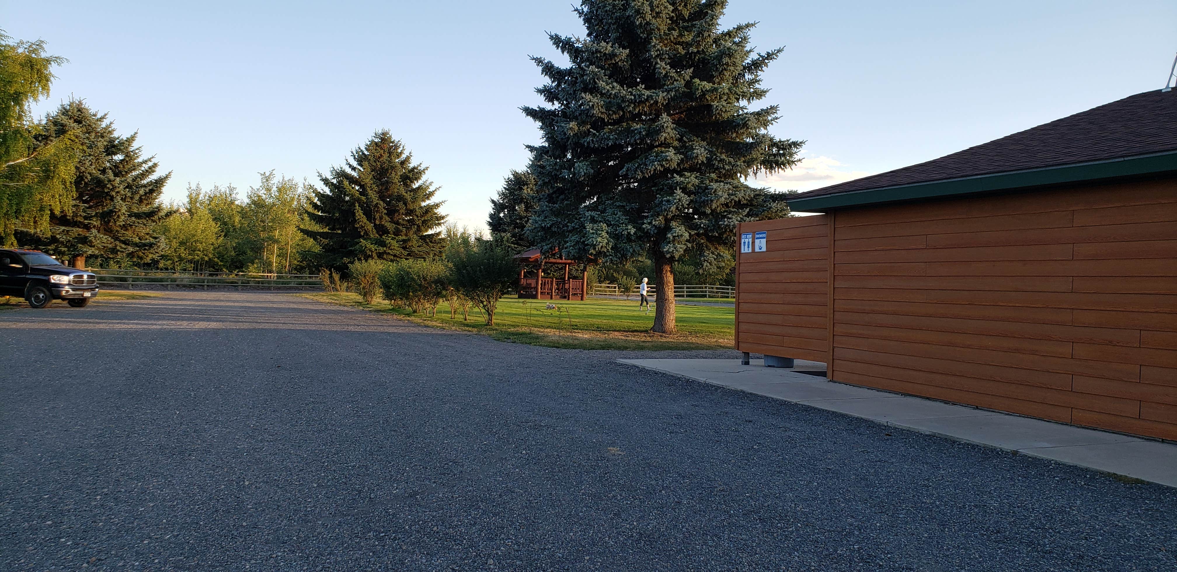 Nice, green central lawn with picnic shelter