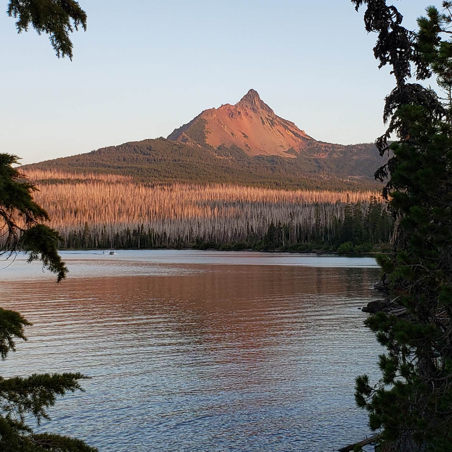 Big Lake West Campground | McKenzie Bridge, OR