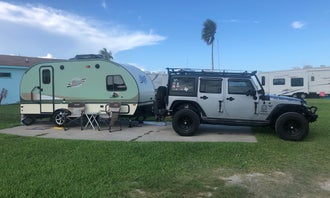 Camping near Rustic Cove Resort: Palm Harbor RV Park, Rockport, Texas