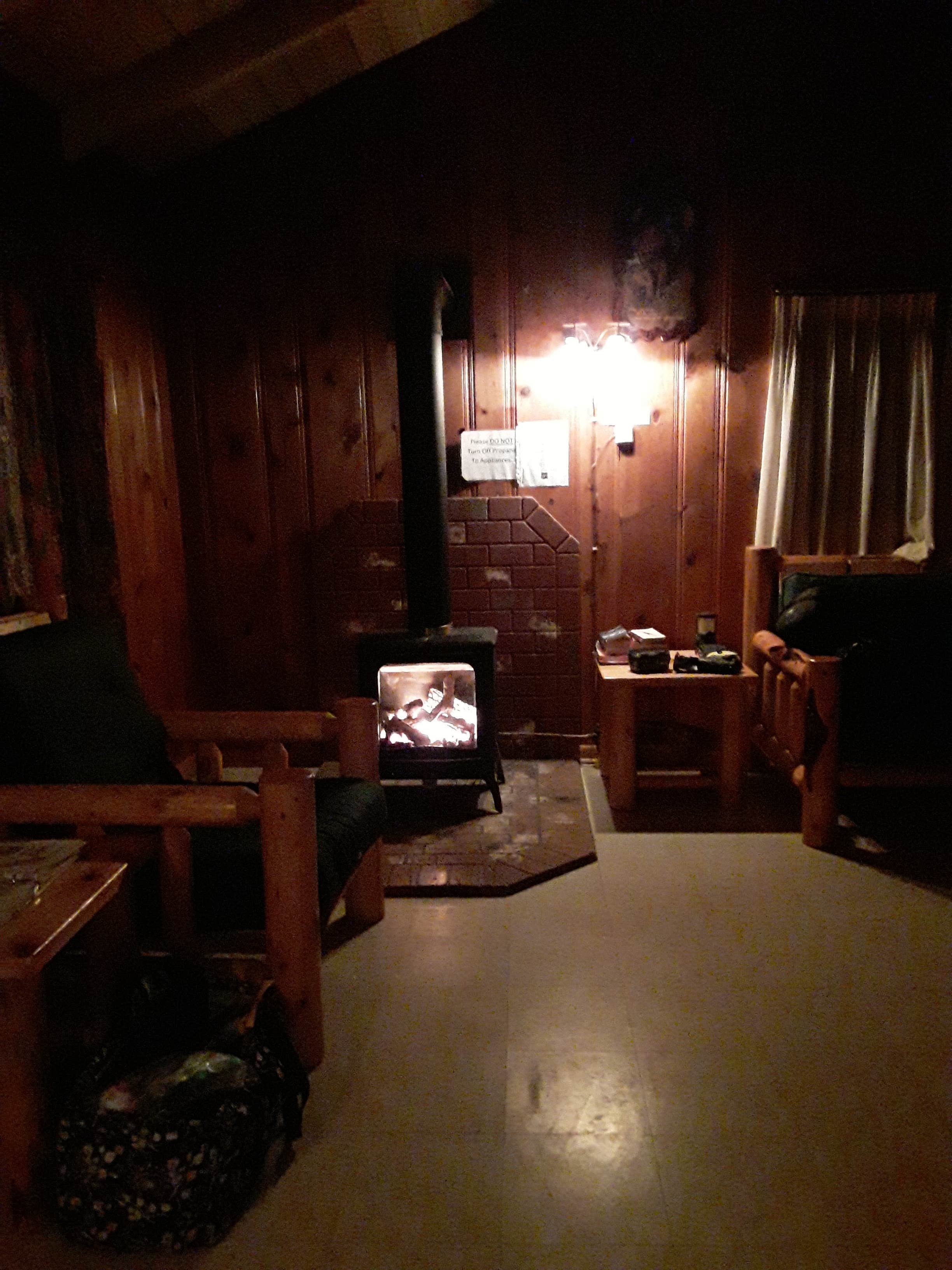 Camper submitted image from Deer Creek Guard Station Cabin - 3