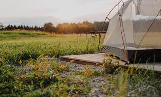 Camping near Sycamore Flats Picnic Shelter: Bent River Equestrian, Penrose, North Carolina