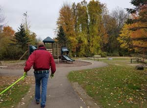 McGinnis Lake Modern Campground — Holly Recreation Area
