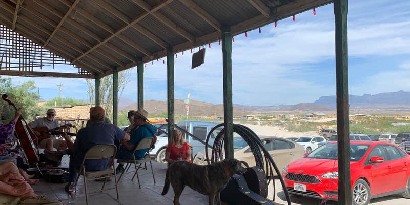 Camper submitted image from Retro Rents