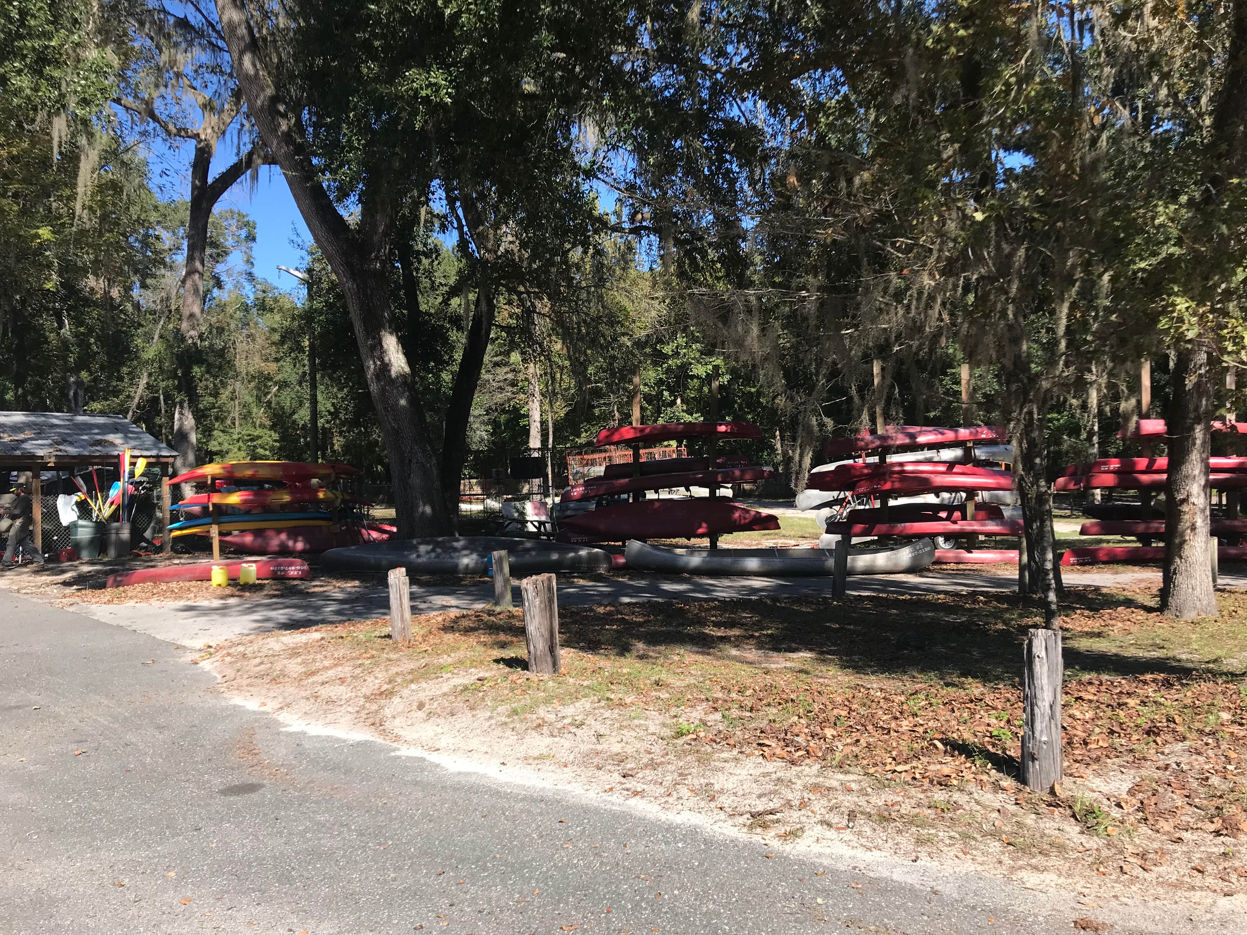 Camper submitted image from Ichetucknee Family Canoe and Cabins - 2