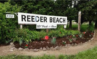 Camping near Sand Island Marine Park Campground: Reeder Beach RV Park & Country Store, Scappoose, Oregon