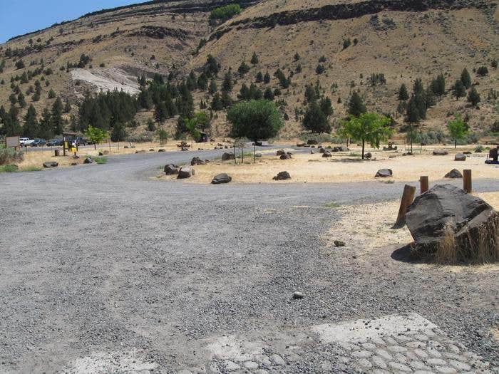 Camping near Kah-Nee-Ta High Desert RV Park: Mecca Flat Campground, Alder Springs, Oregon