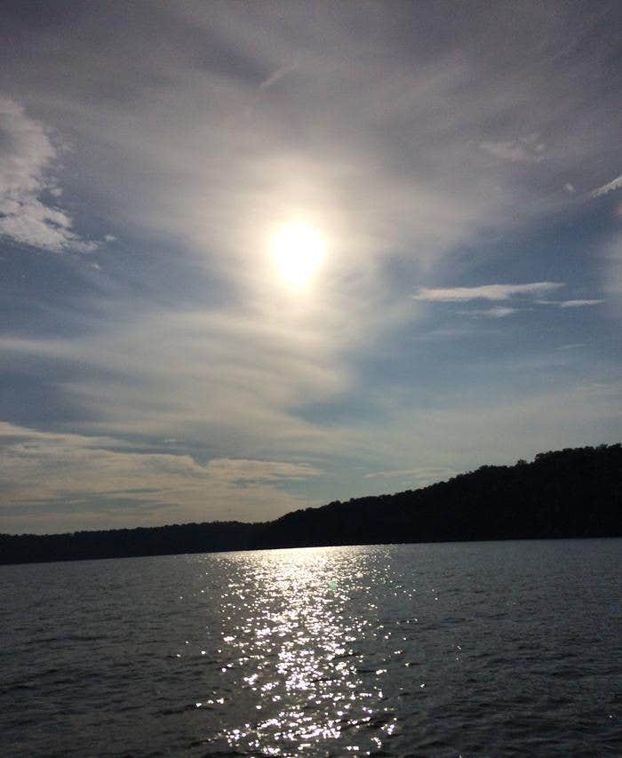 Lake Cumberland



Enjoy Lake Cumberland at dusk.

Credit: Daulton/ Corps of Engineers